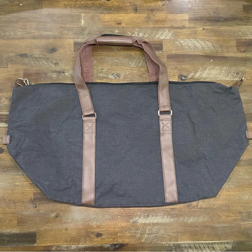 Bella Russo unisex large messenger / duffel bag for carryon gray with tan trim